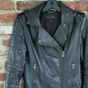 Banana Republic - Women's Classic Leather Moto Jacket - Black - XS